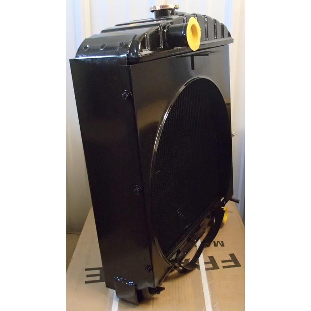 Radiator Fits 276 434 B275 B275 (Gas B414 Diesel) 3041403R93 3041403R93-A 304140