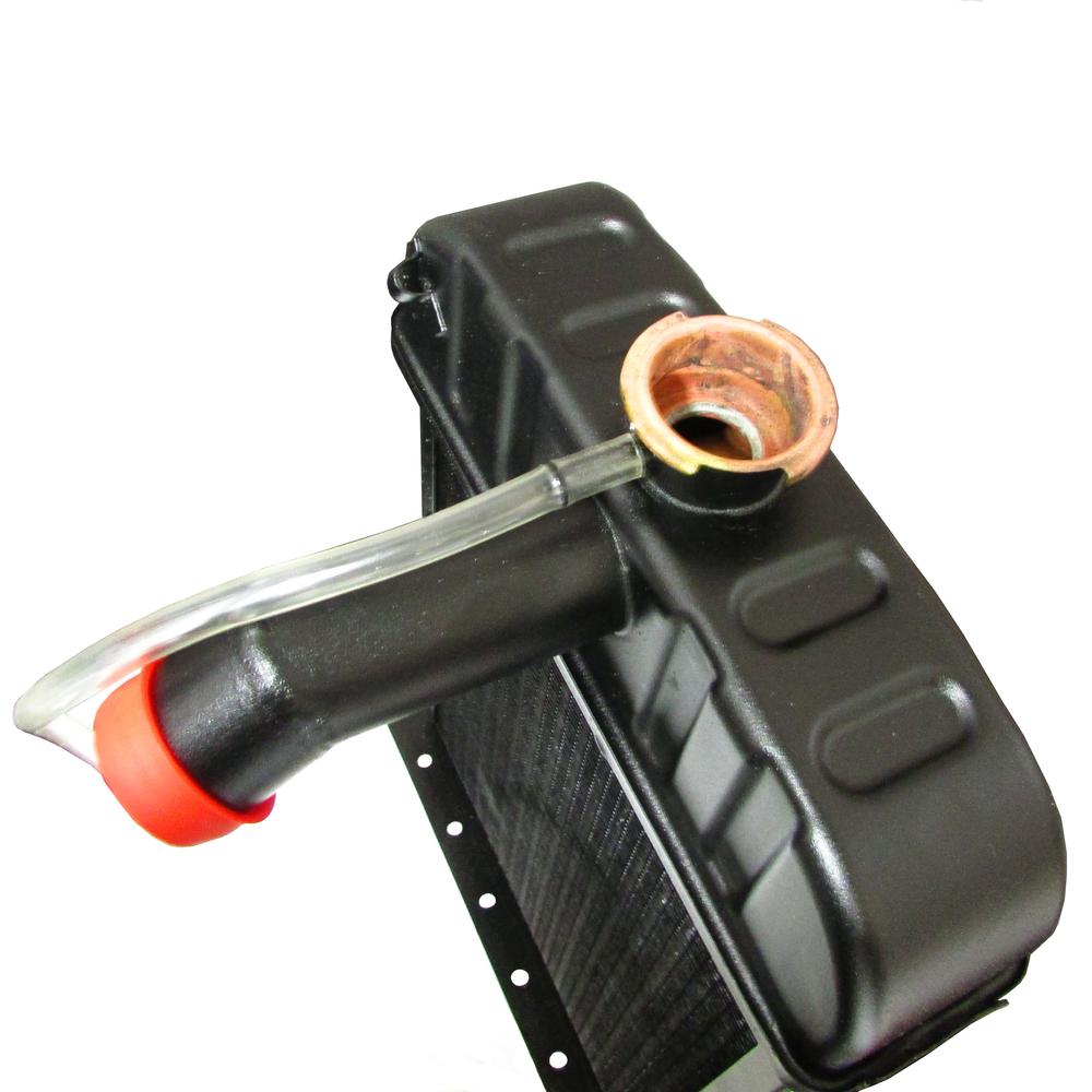 Radiator Fits International Replaces 351878R92