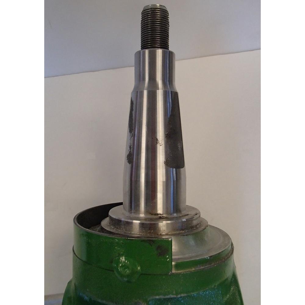 2355 2555 New Spindle AT76138 Fits John Deere 2750 2755 410 500C