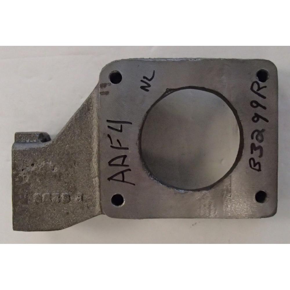 MUFFLER SUPPORT BRACKET 50 520 Fits JD B3299R Fits John Deere 1016