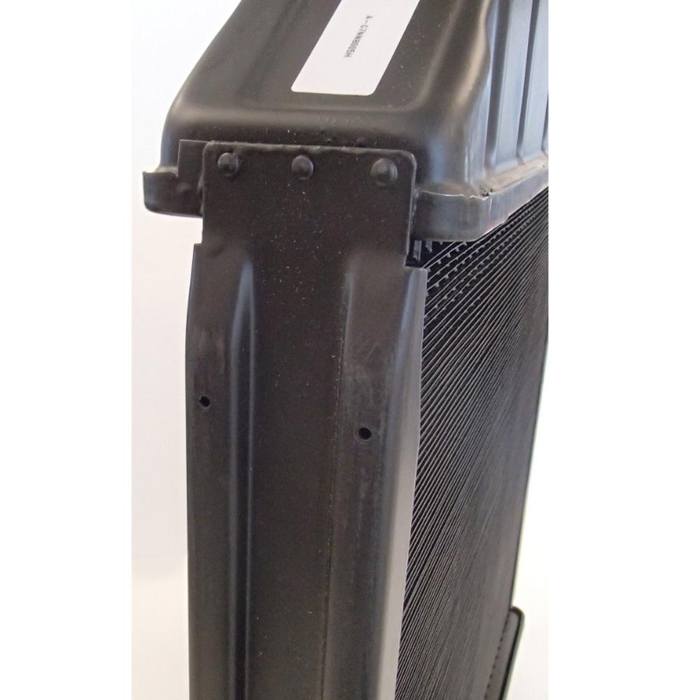 4 Row E0NN8005MA15M Radiator Fits Ford Tractors 2000 2600 3000 3600 4000