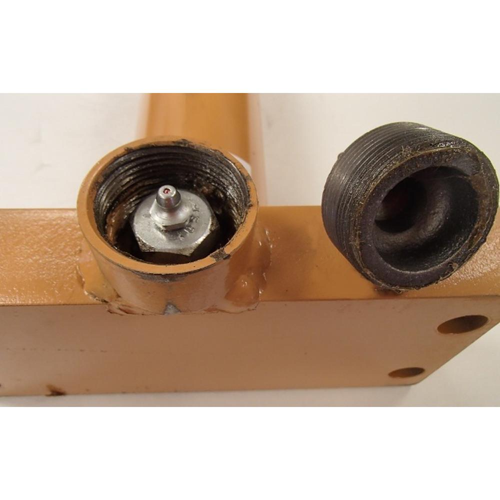R29709 Track Adjuster Fits Case Dozer 450 4 Bolt
