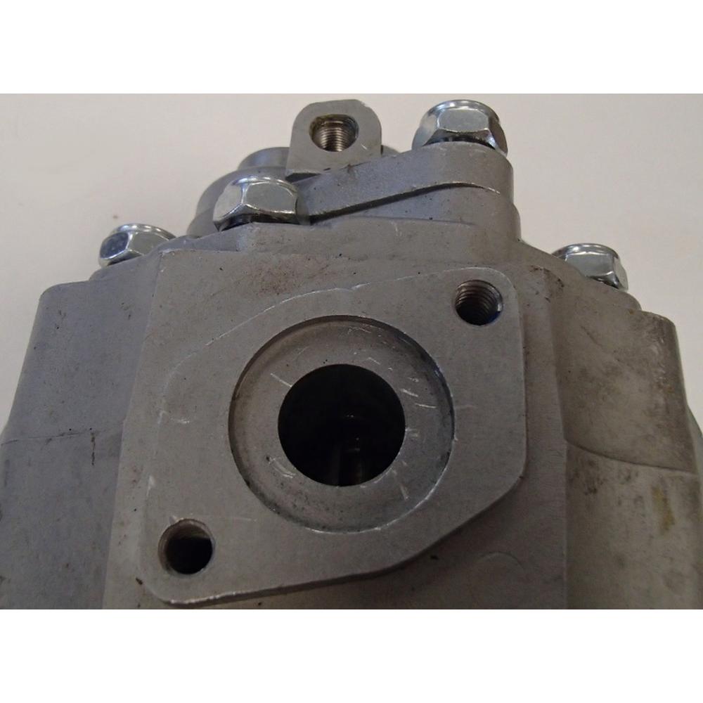 D8NN600KB Hydraulic Pump Fits Ford Tractors 5600, 6600, 7600, 6700, 7700