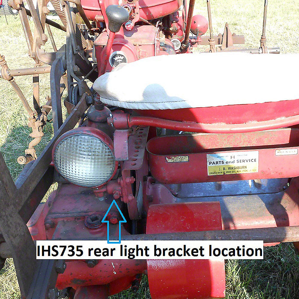 IHS735 Rear Light Bracket Assembly Fits International