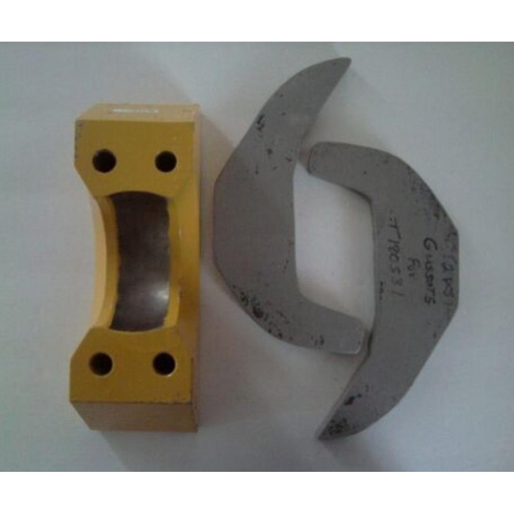 (1) One New Aftermarket Replacement Blade Pivot Socket (with 2 Gussets)